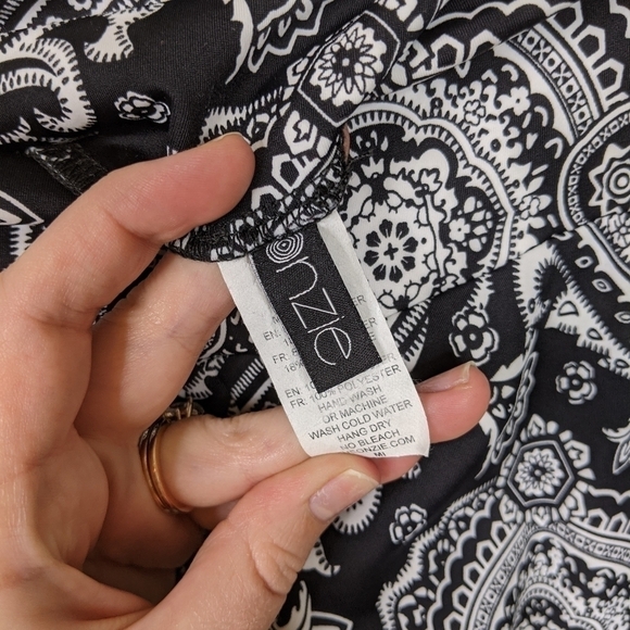 Onzie Mid Rise Skinny Floral Brocade Yoga Leggings Pants - Picture 4 of 8